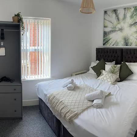 Cosmopolitan - Large 2 Bedroom Apartment Southampton Exterior photo