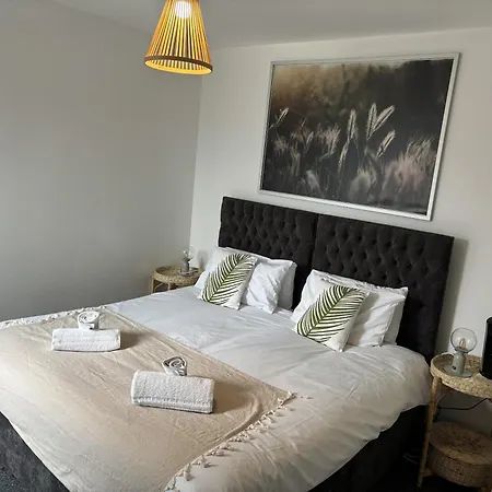 Cosmopolitan - Large 2 Bedroom Apartment Southampton Exterior photo