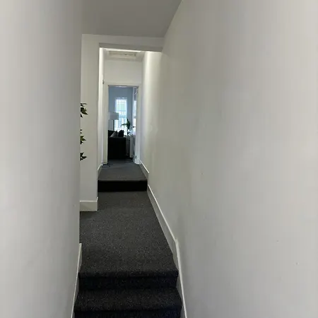 Cosmopolitan - Large 2 Bedroom Apartment Southampton Exterior photo