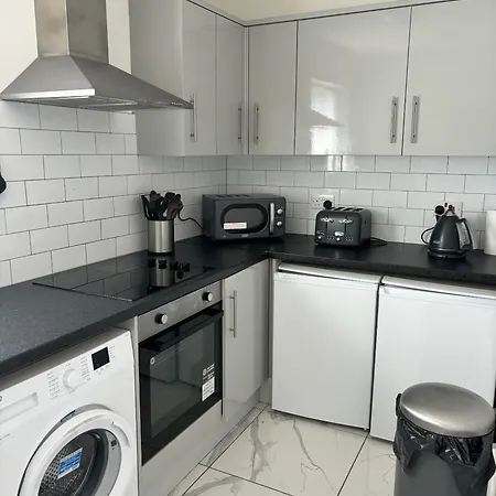 Cosmopolitan - Large 2 Bedroom Apartment Southampton Exterior photo